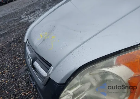 2004 Honda Cr-V Lx from USA, damaged, VIN SHSRD68474U209581